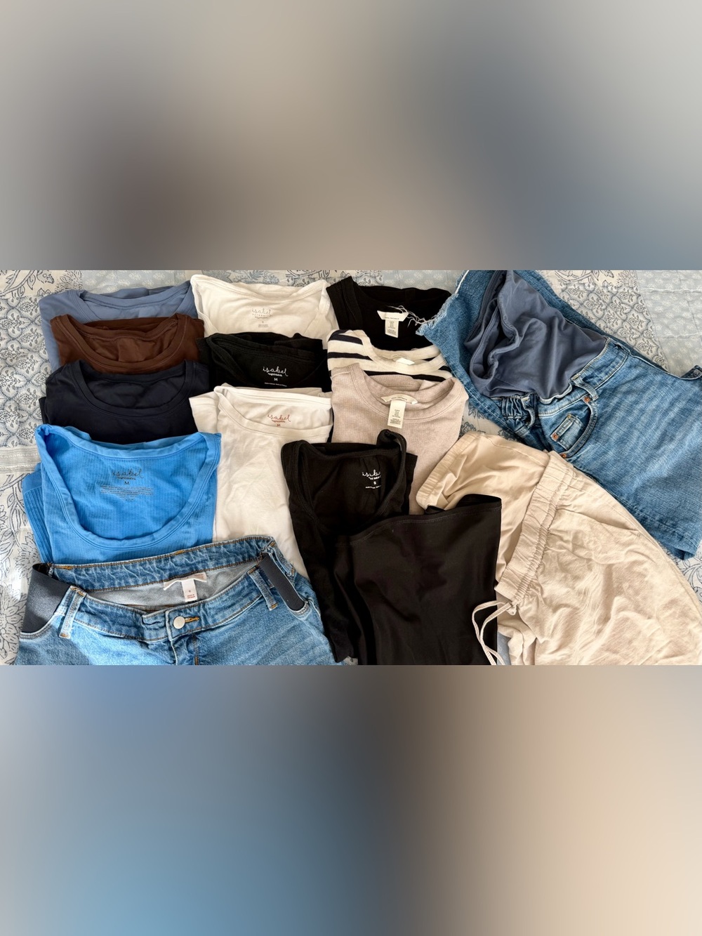 Lot of maternity clothing